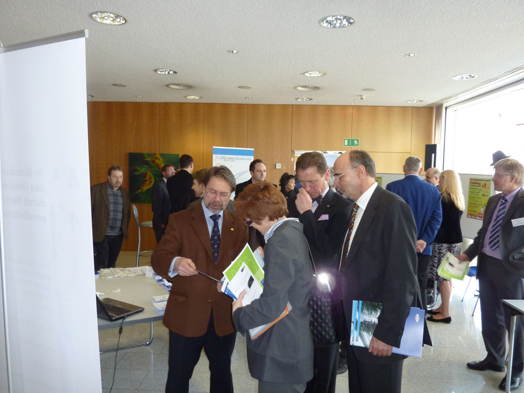 J. Berendt mit AKK Volker Giersch und Martin Zewe, Stv. Direktor Business Banking, Deutsche Bank Privat- und Geschäftskunden AG, Saarbrücken